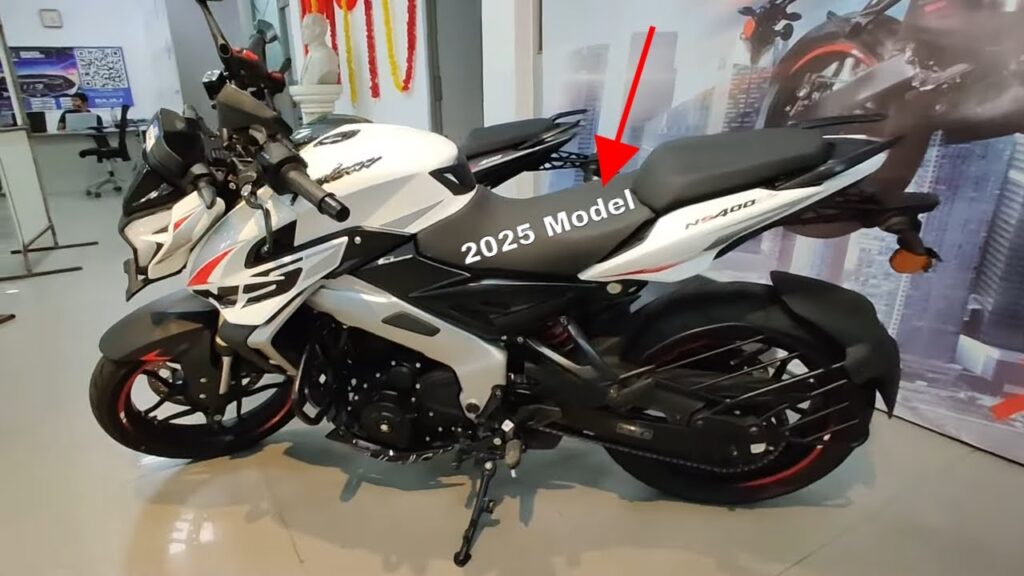 Pulsar NS400z